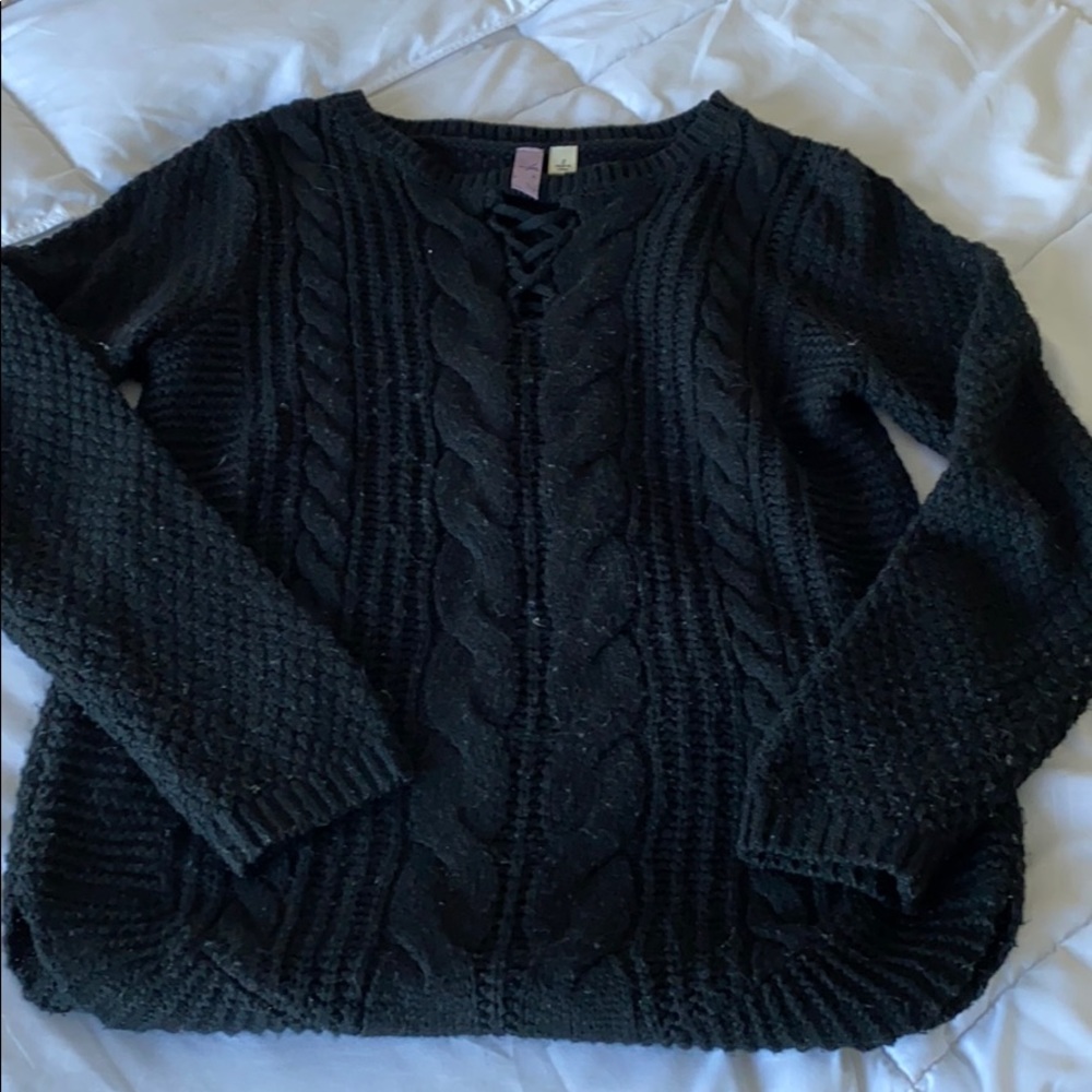 Black sweater from Francescas!